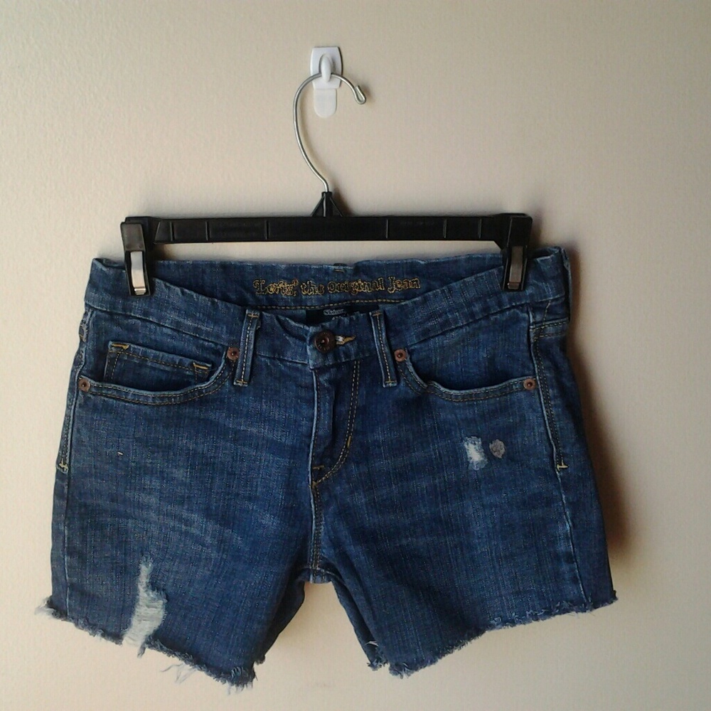 Levis women's shorts